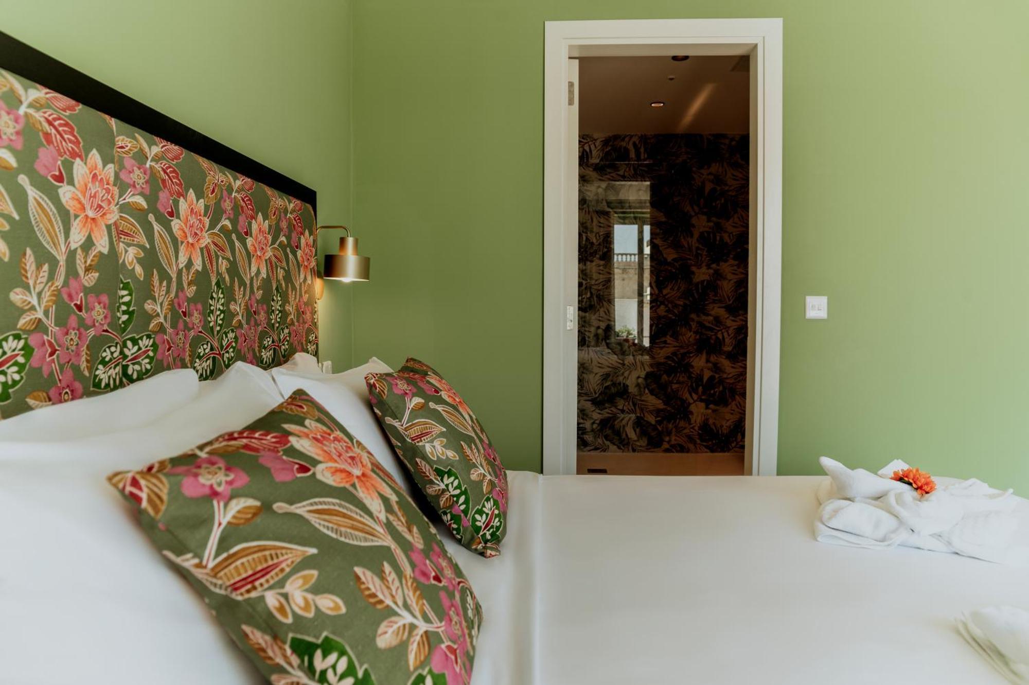 King Charles Hotel วัลเลตตา ภายนอก รูปภาพ